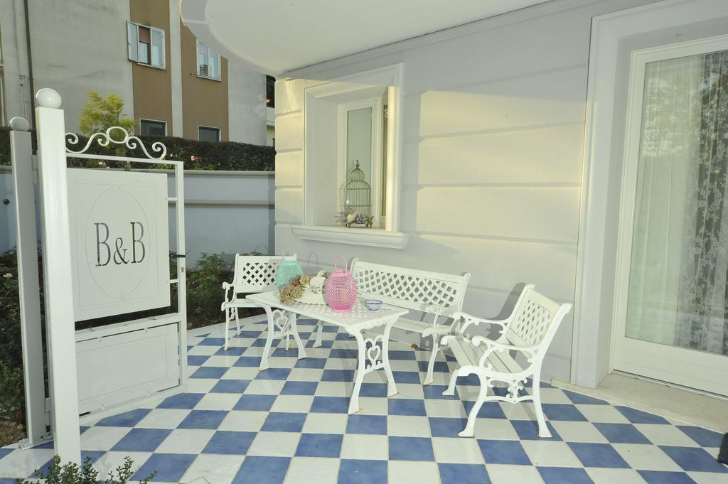 La Maison Delle Favole Desenzano del Garda Buitenkant foto
